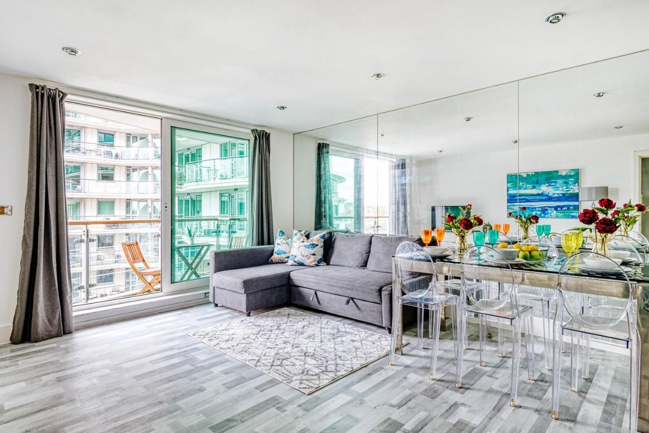 Riverside 2-Bedroom Apartments Лондон Екстер'єр фото
